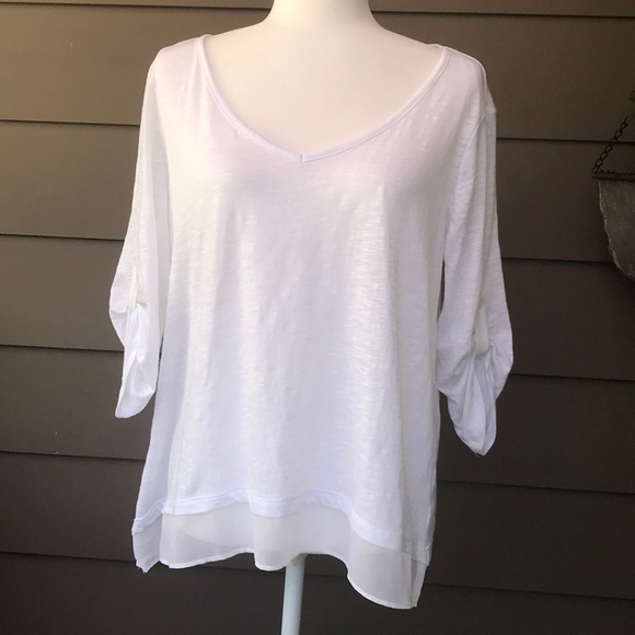 New York & Company Tops - 🔴3/$20 NY&C NWOT Top Medium